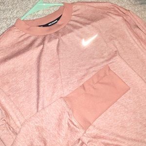 NWOT Nike Top